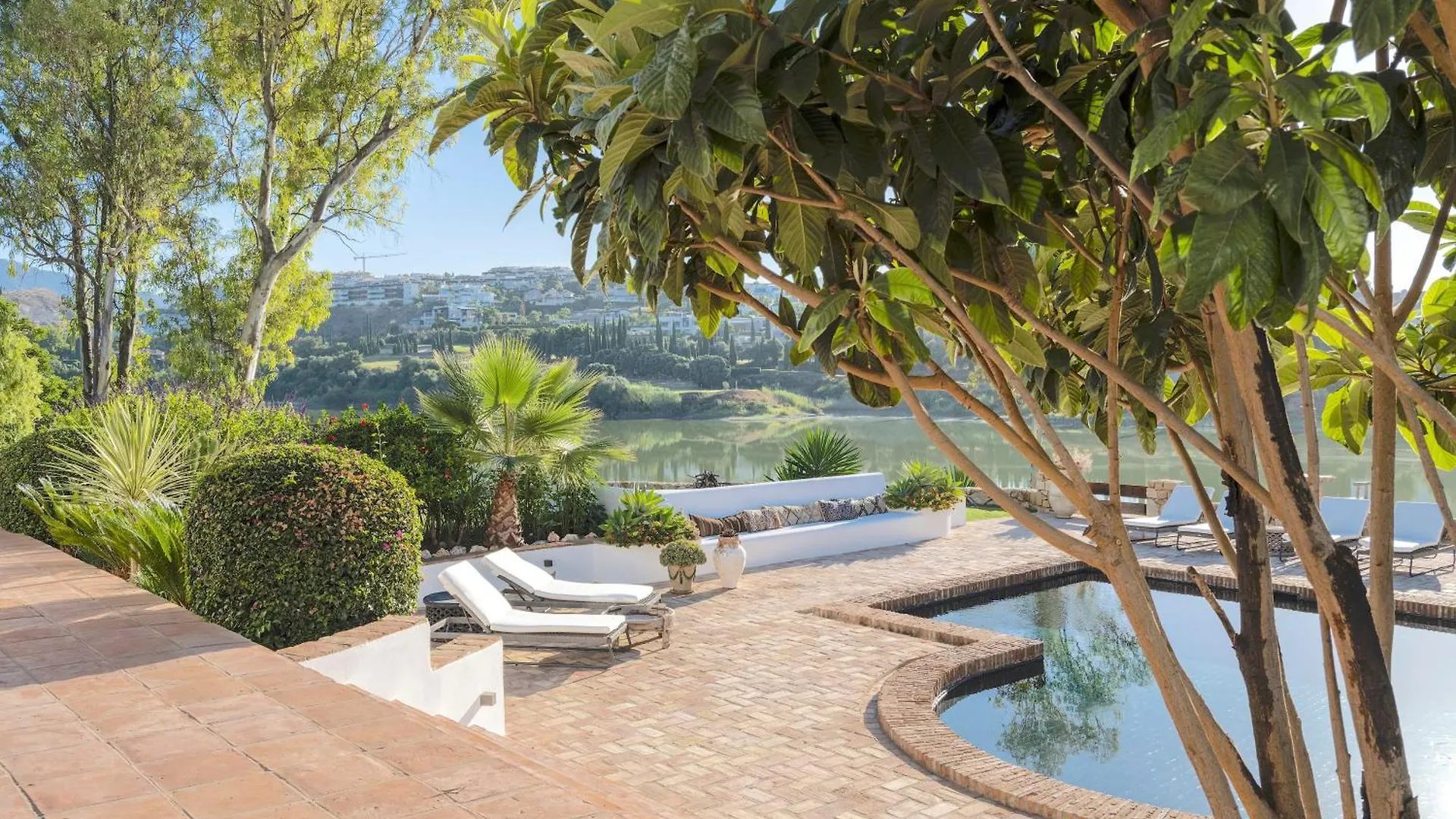 James Smb10 - Stunning Luxury Finca On A Private Domaine At Villa Padierna Golf Club Golf Club Estepona España